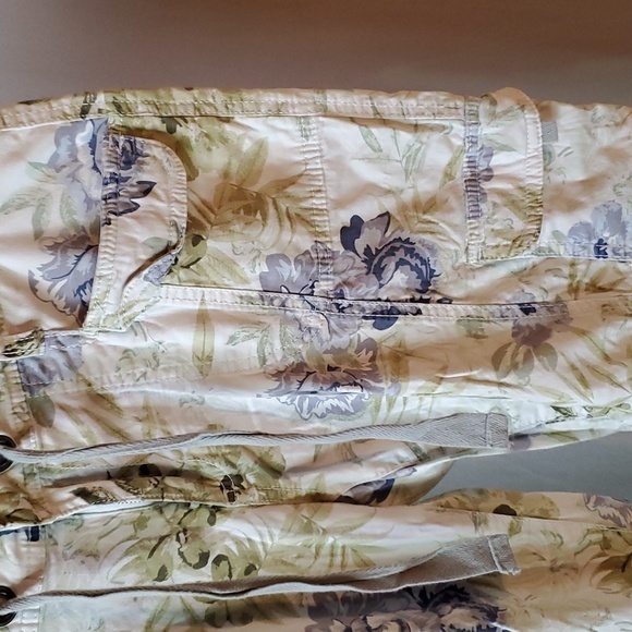 Denver Hayes capris.‎ - Picture 2 of 9